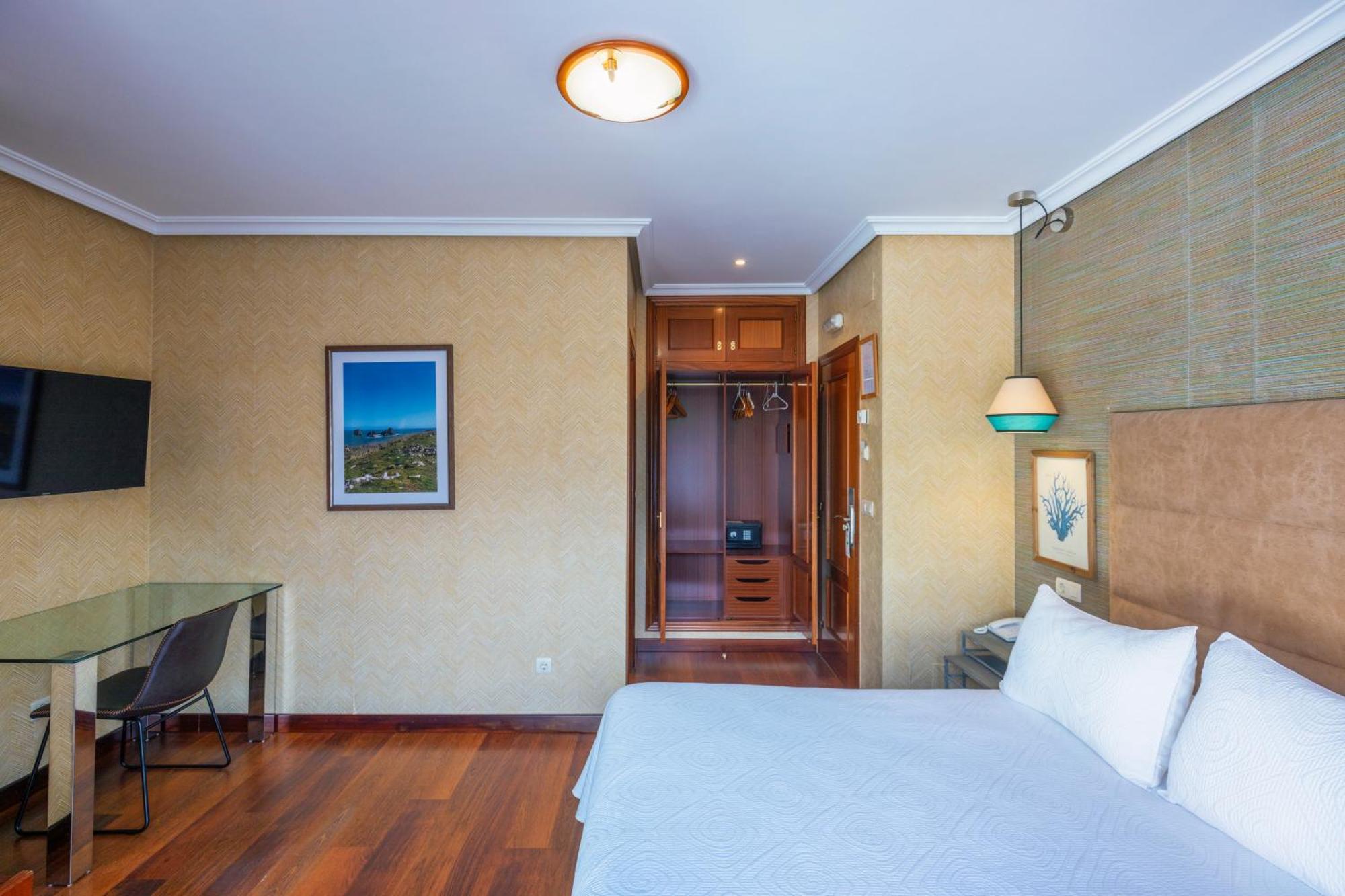 Hotel Verdemar Ribadesella Bagian luar foto