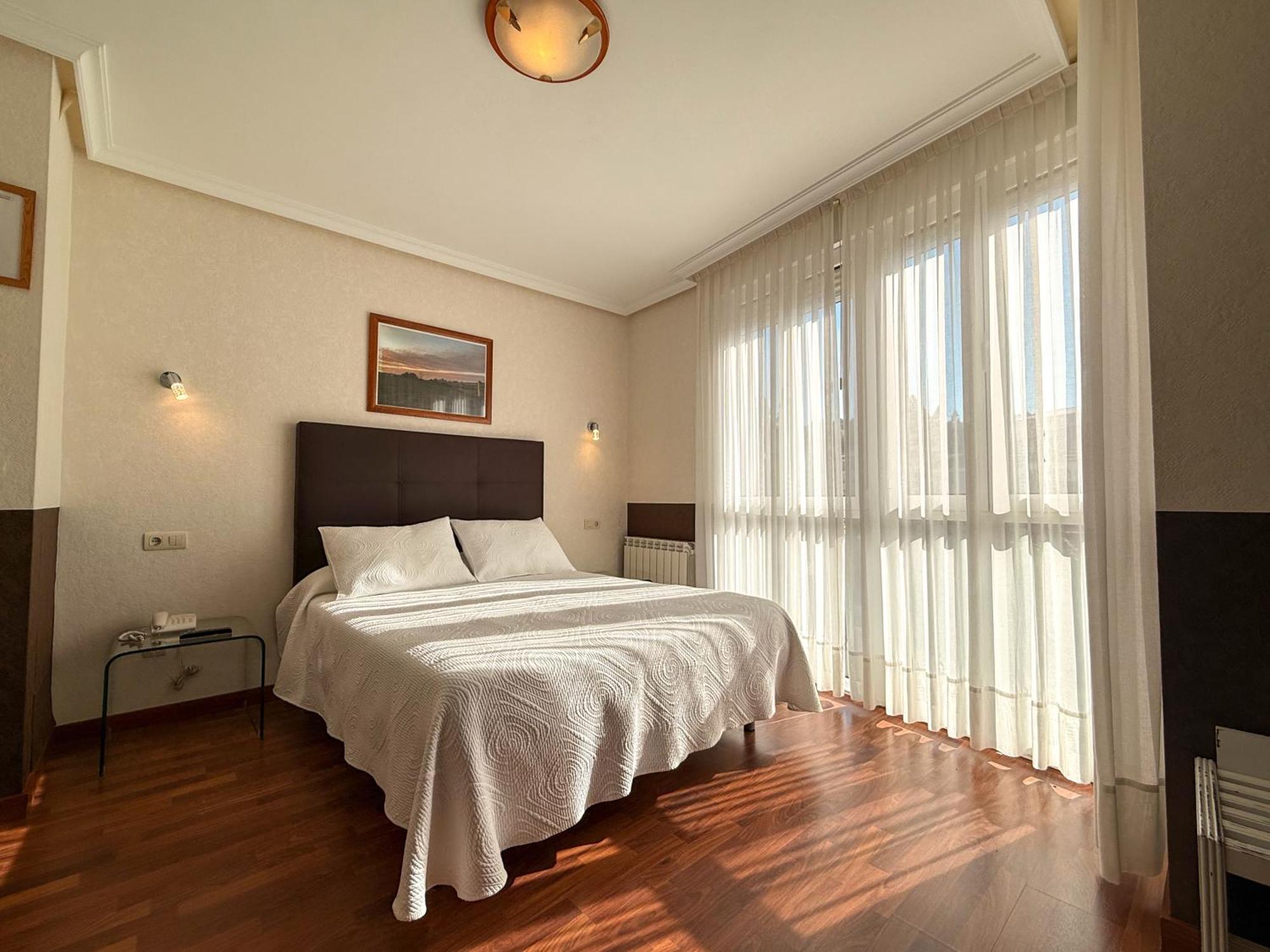 Hotel Verdemar Ribadesella Bagian luar foto